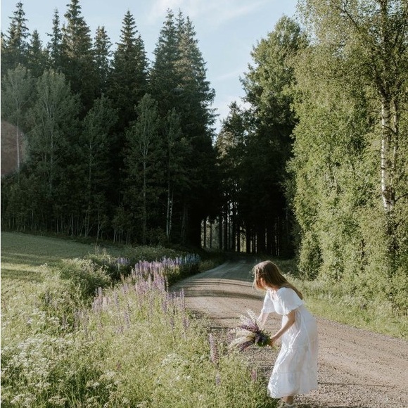 new listings soon🌱 - Picture 5 of 11